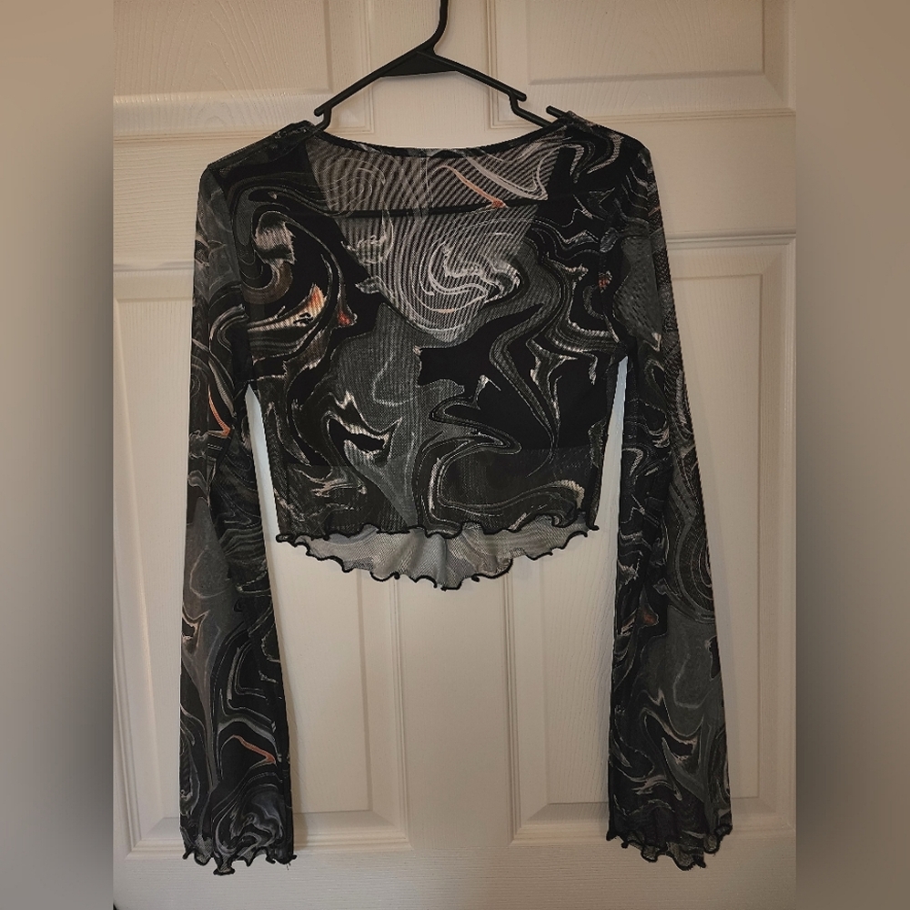 Grey Bandit Long Sleeve Abstract Mesh Top - Picture 3 of 4